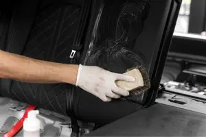 Limpieza premium de asiento de coche